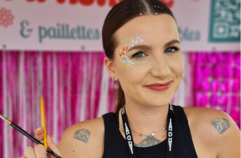 Maquillage enfants : la Princesse aux pinceaux.