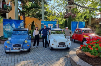 Parade 2CV